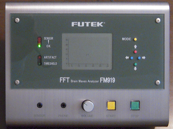 脳波測定器「FM-919」 脳波測定器「FM-919」