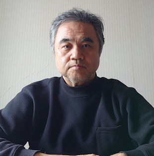 �~���m�E�R���e�B�i�~�G�ܗւ̗]�C�ɐZ��Ȃ��珑�ւɂ�