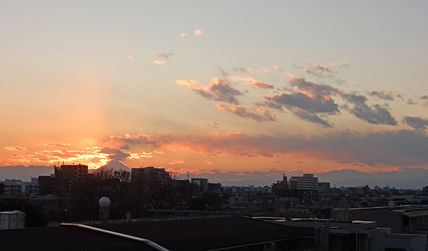 今日も一日ありがとう。富士山噴火みたいで綺麗だったー、いや怖かった・・・。東京・練馬より～