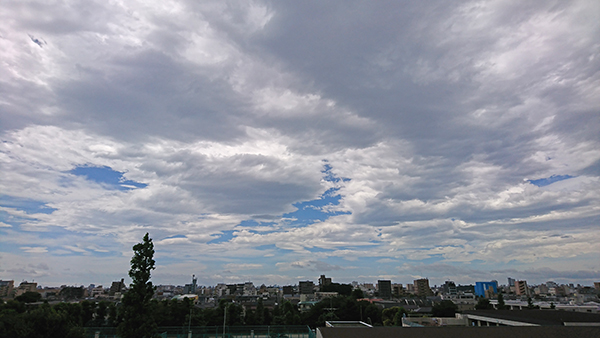 晴れてるけど雨が降っています。東京・練馬