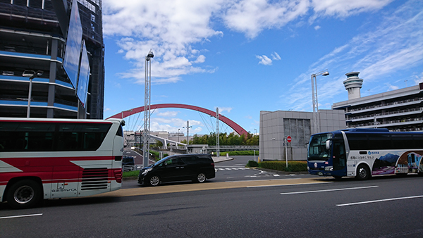 札幌は今朝も小雨が降っていたけど、東京は快晴だね。これから直行します。